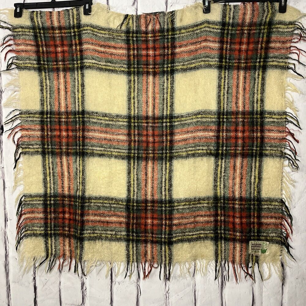 VTG Wellwood Weavers Wool Stadium Blanket Throw 39x37” Red Green Plaid Scotland